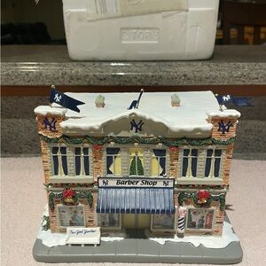 Hawthorne Yankee Christmas Village Barber Shop